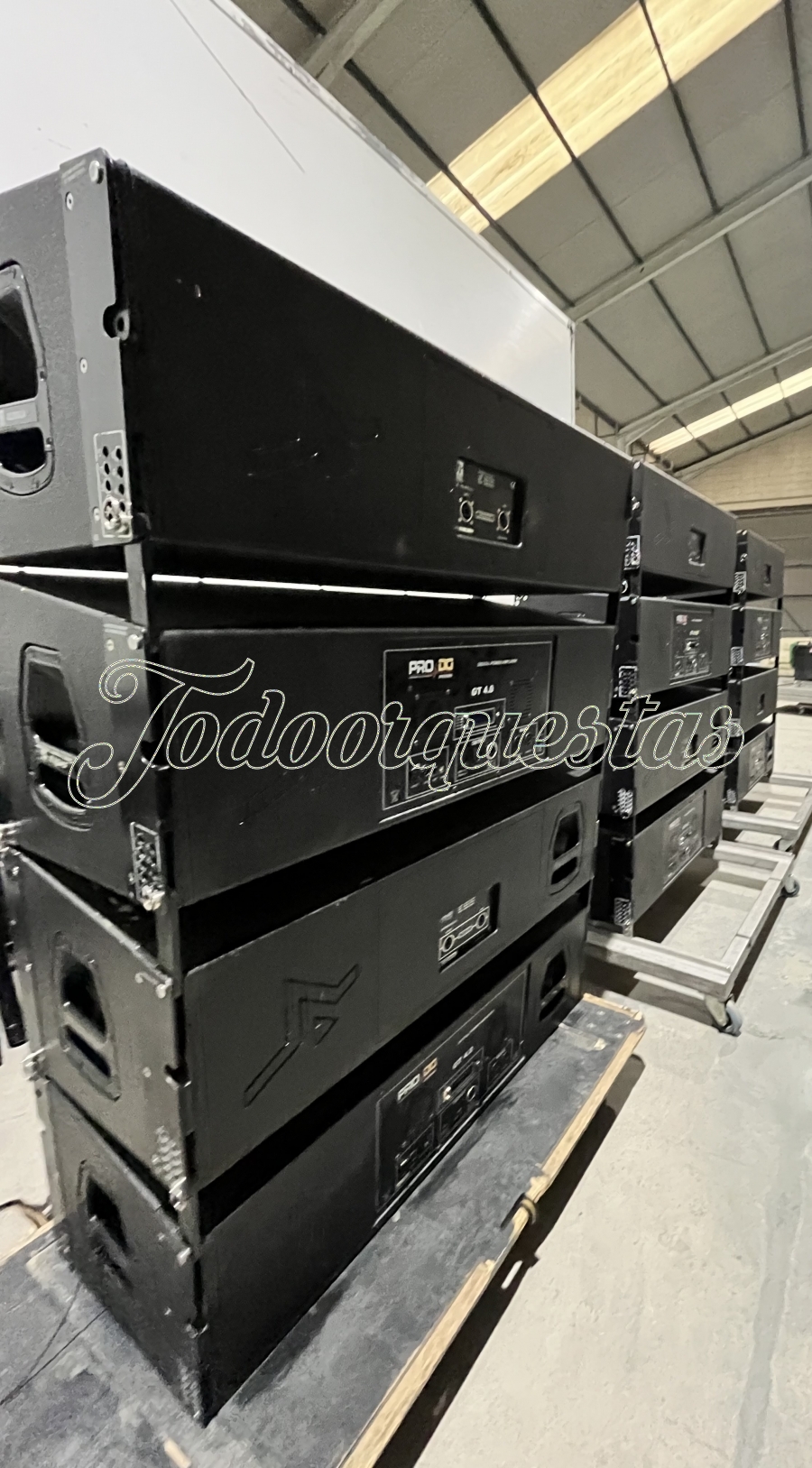 SE VENDE LINE ARRAY