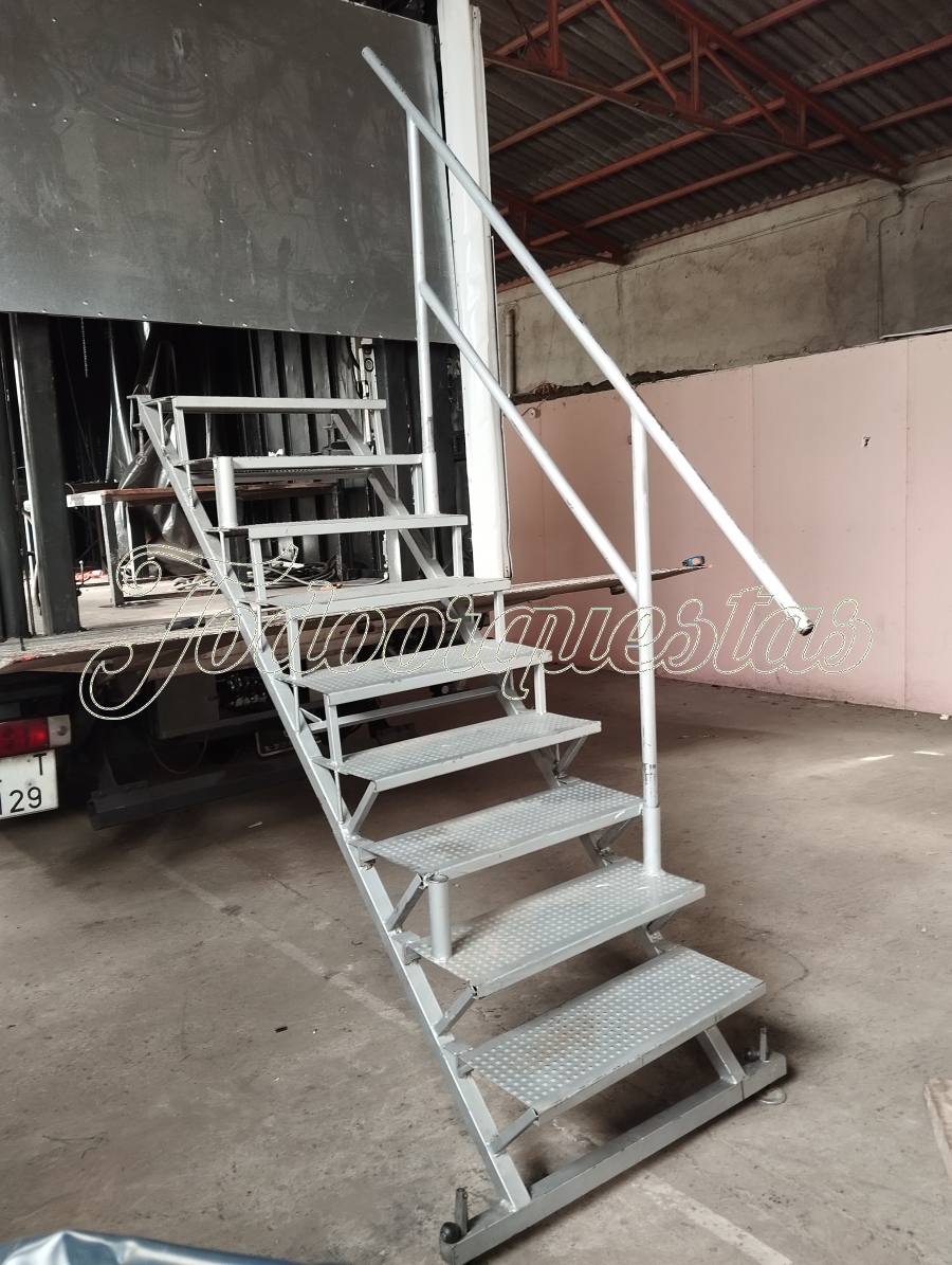 escalera para escenario